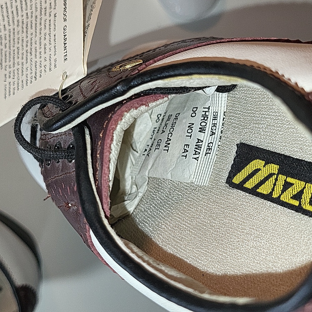 NWOT Mizuno Ladies MST Golf Shoes (5 1/2) - Picture 10 of 11